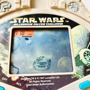 Star Wars 1997 Millennium Falcon Challenge Tiger Electronics Game Works Read